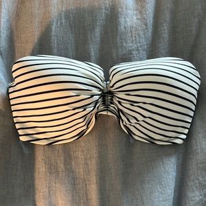 Victoria’s Secret Bikini Top 34DD